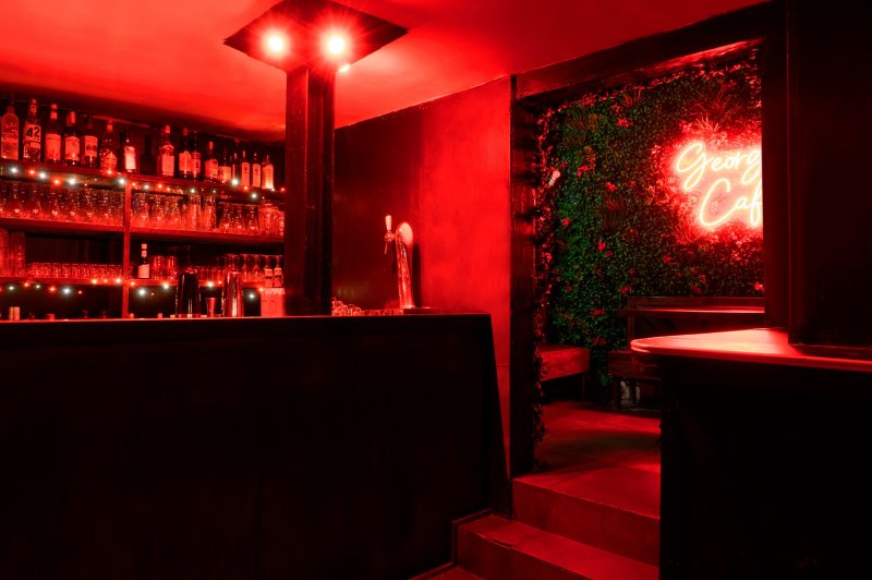 Georges Café - photo 2
