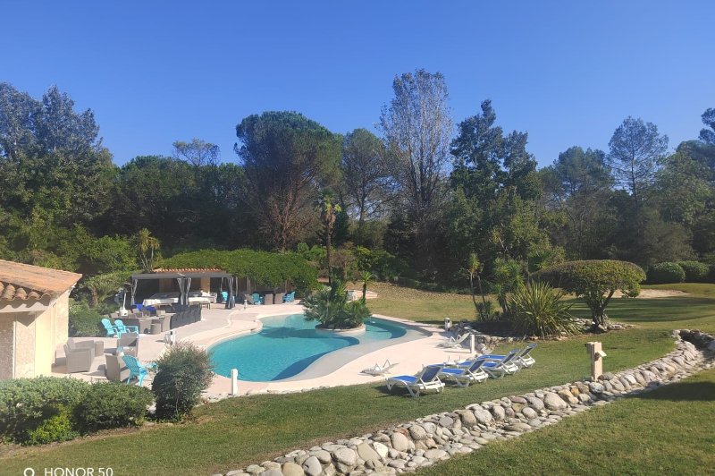 The Californian Villa - photo 4