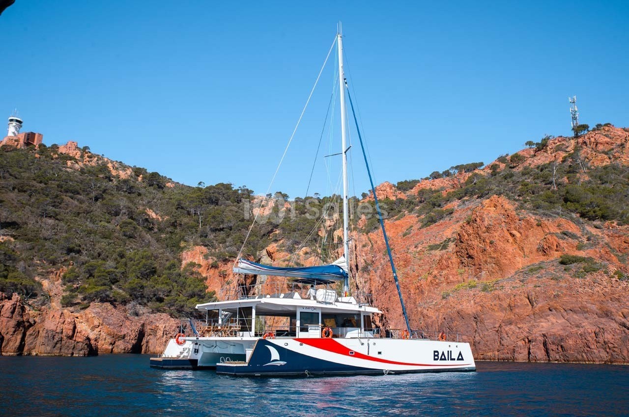 Catamaran BAILA