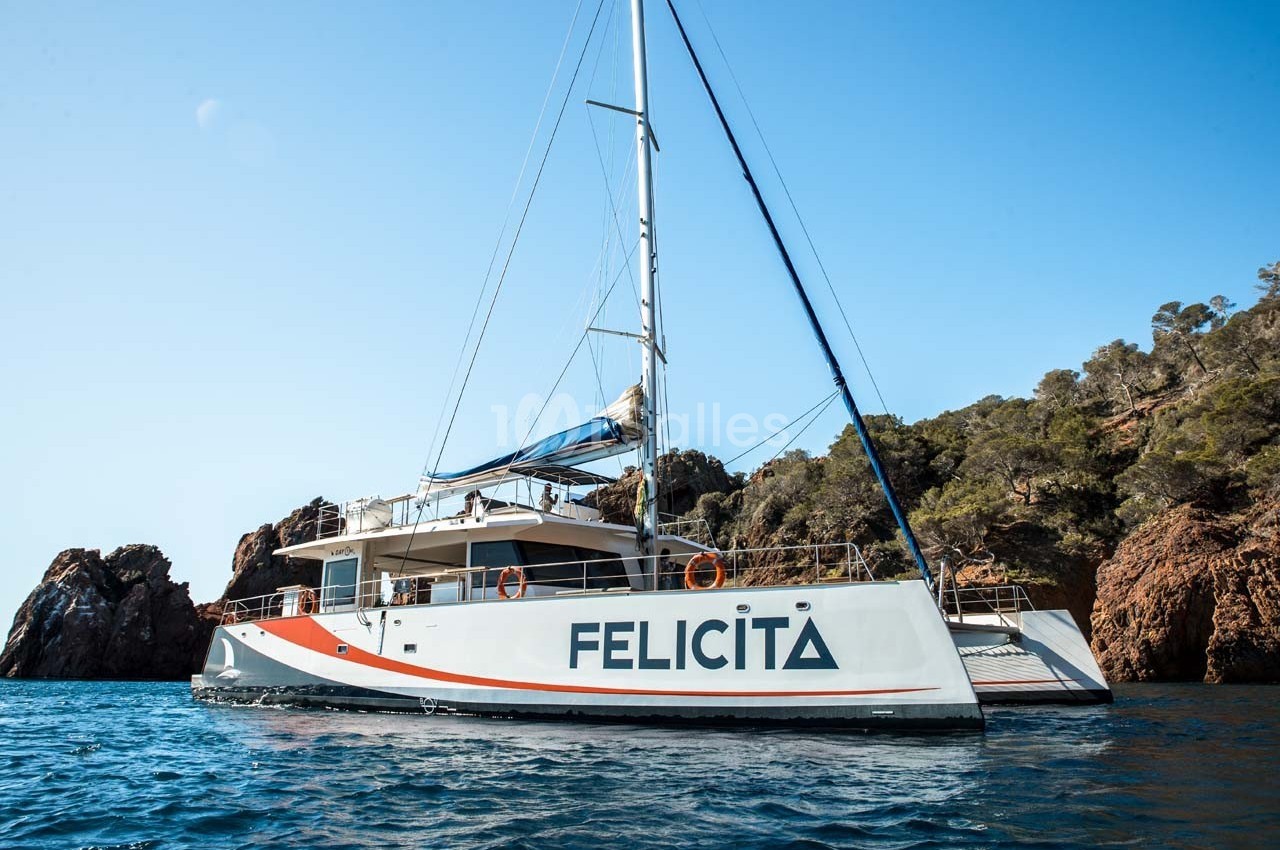 Catamaran FELICITA