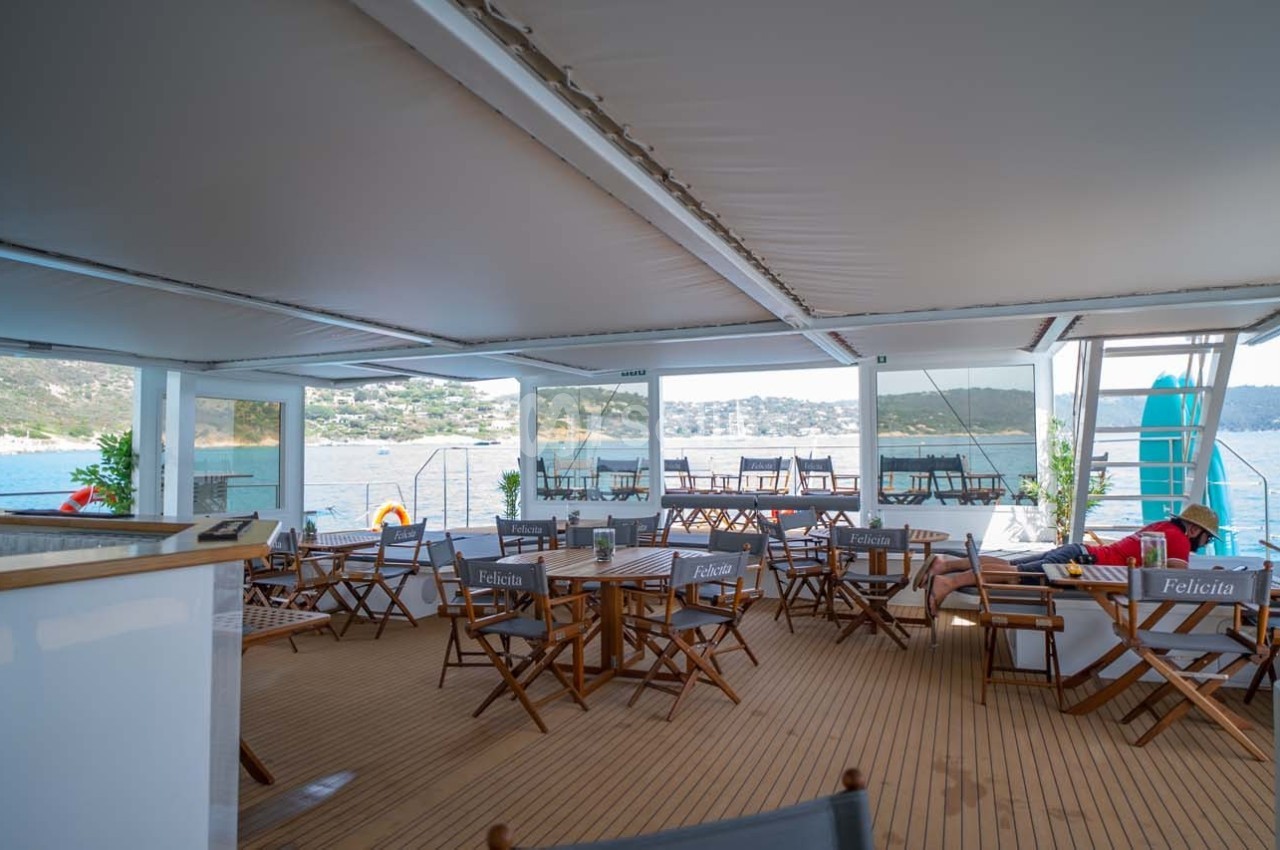 Catamaran FELICITA