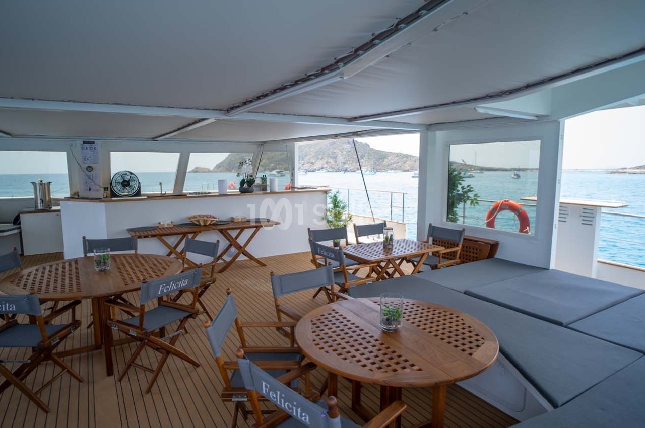 Catamaran FELICITA
