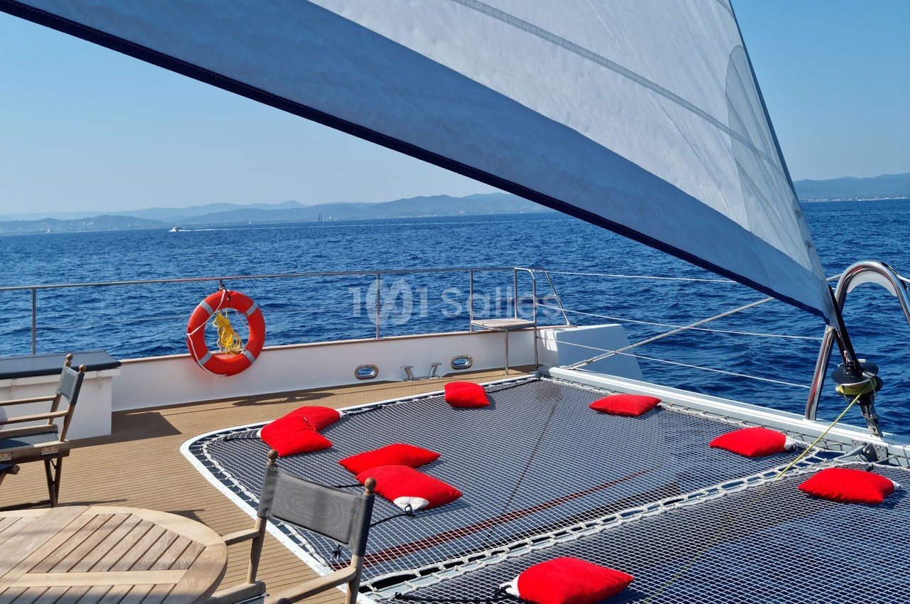 Catamaran Iladora