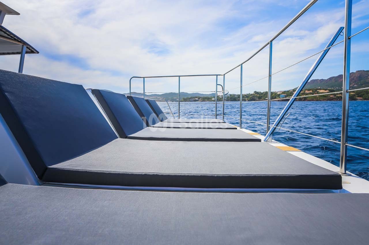 Catamaran Iladora