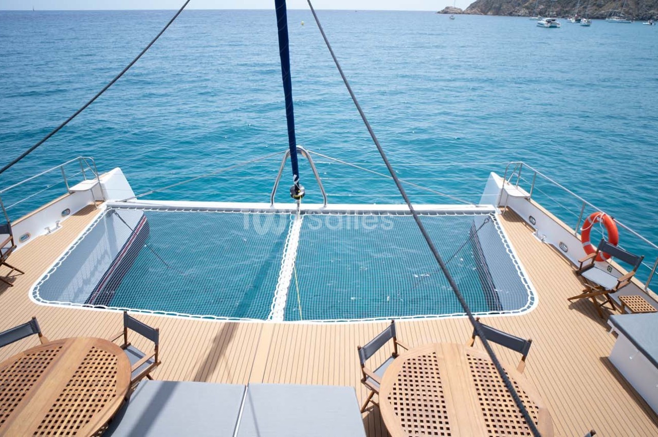 Catamaran BAILA