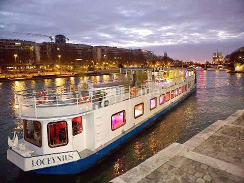 Les Péniches de Paris