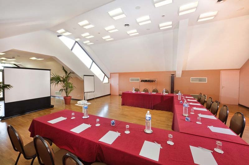 Casino Hôtel Du Beryl Lons Le Saunier - photo 4