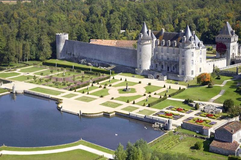 Château de la Roche Courbon - photo 1