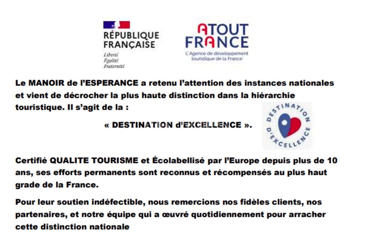 Logo de la République française et d'Atout France accompagnant un texte annonçant une distinction touristique pour un manoir.