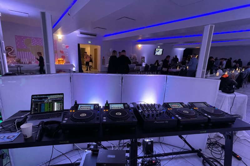 Dj Ad7 - photo 2