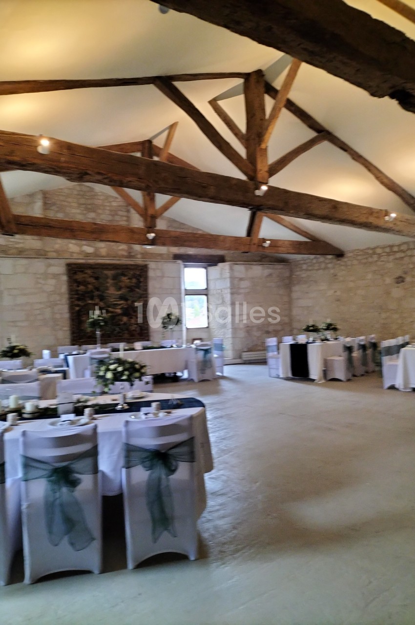 Salle des Gardes: 1er étage 143m²