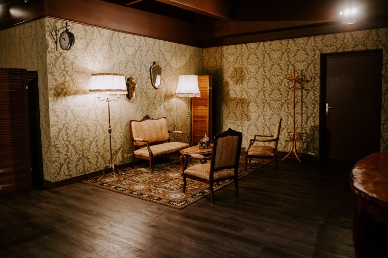 Escape Hunt - photo 2