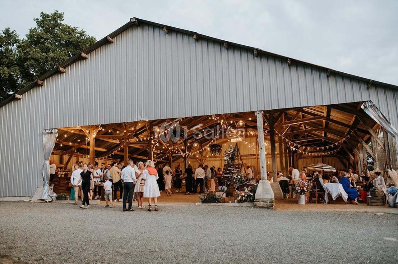 Hangar - réception vin d'honneur ou cérémonie