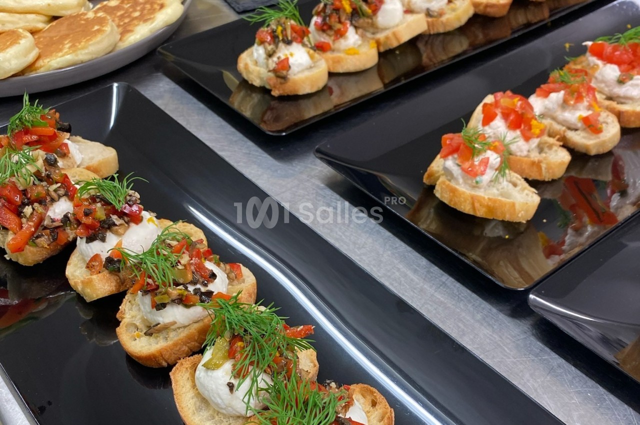 Room Service Bures Morainvilliers  - galerie - photo 15
