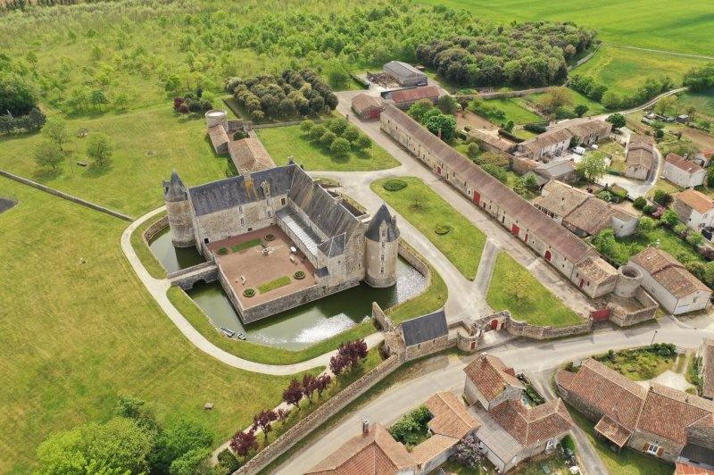 Château de Saveilles - photo 1