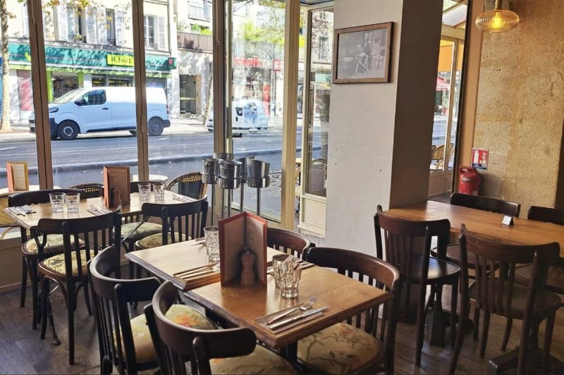 La Petite Place - photo 2