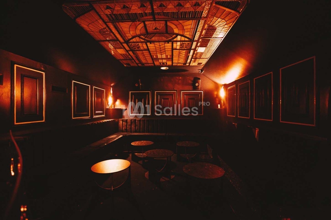 Club / Salle Dansante/ Dj