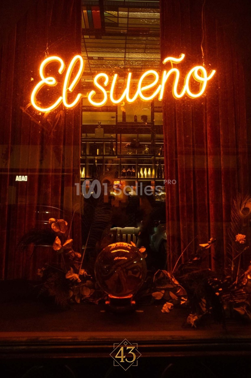 Entrée / Façade du club