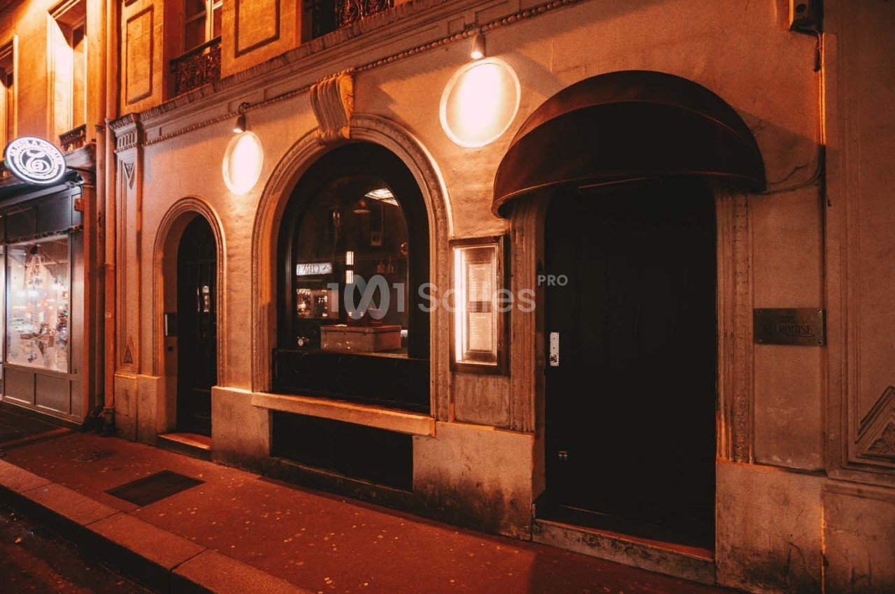 Entrée / Façade du club