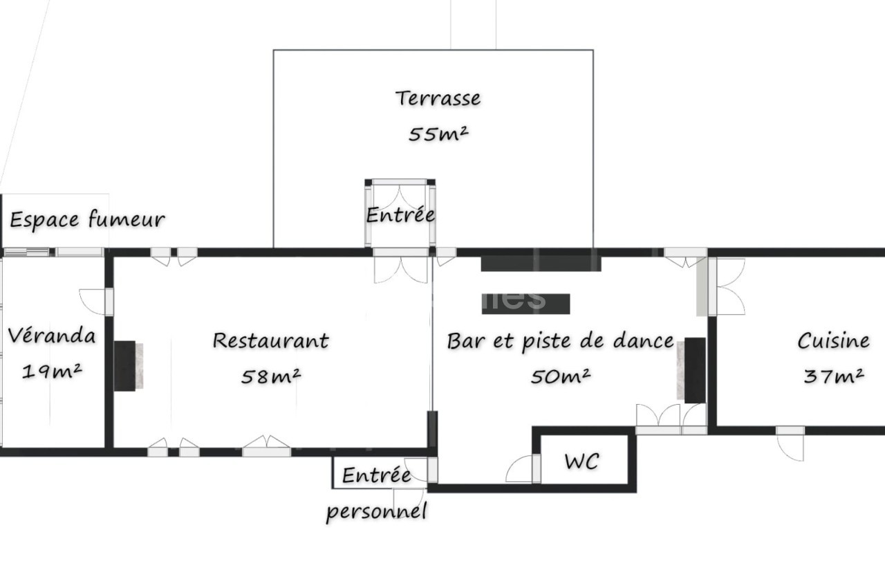 Plan d'un établissement avec terrasse, restaurant, bar, piste de danse, cuisine, véranda et espaces annexes.