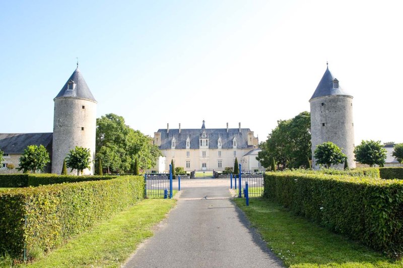 Le Château de Longue Plaine - photo 2