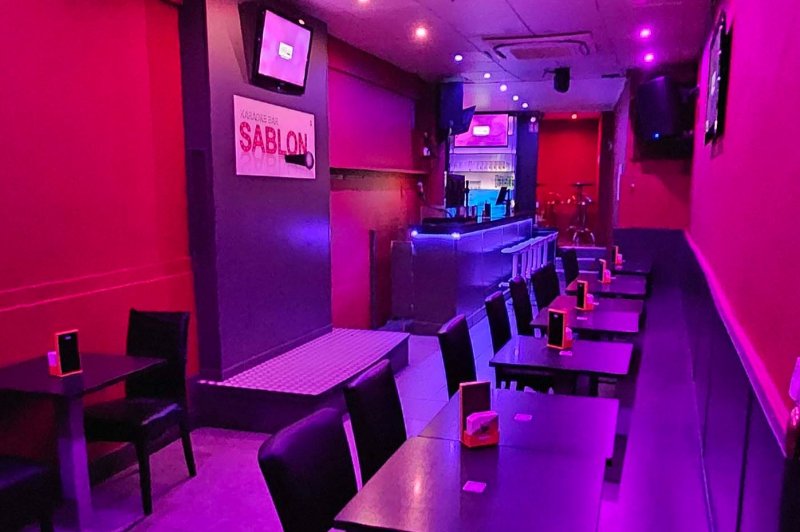 Karaoke Bar Sablon - photo 1