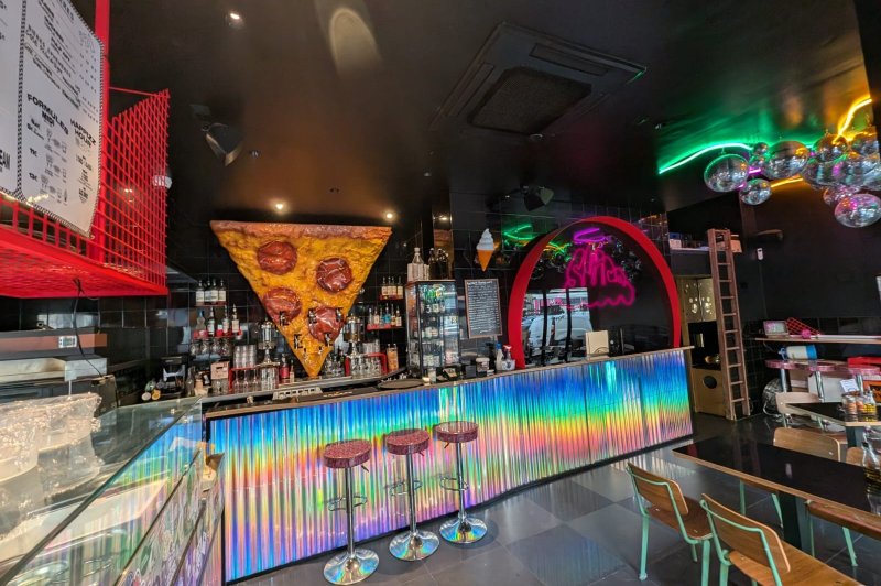 Slice Pizza Shop & Craft Beer - photo 1
