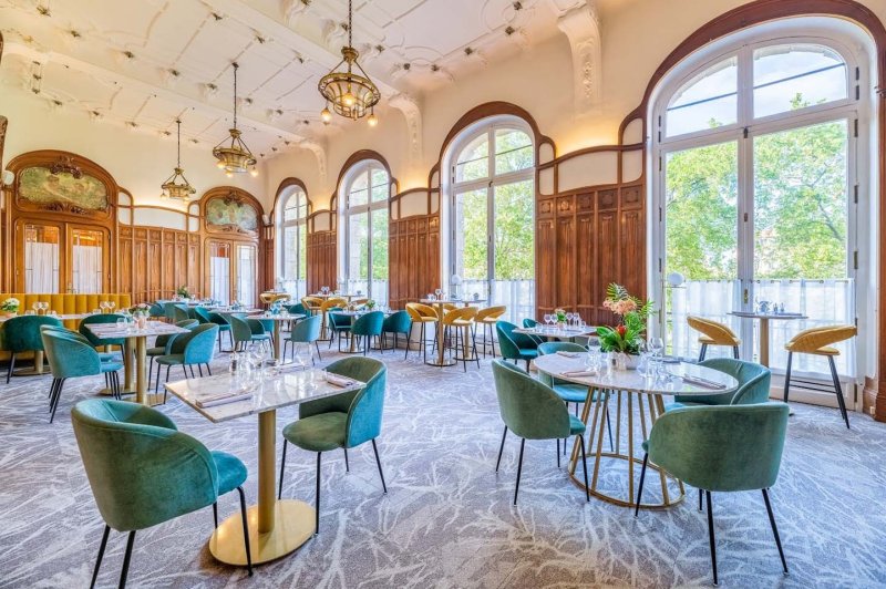 Mercure Lyon Centre Château Perrache - photo 2