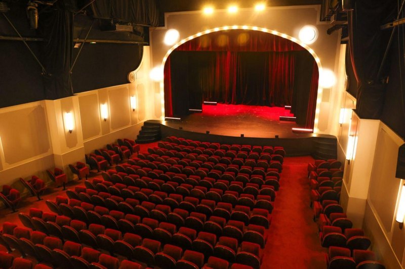 Palais des Glaces - photo 1