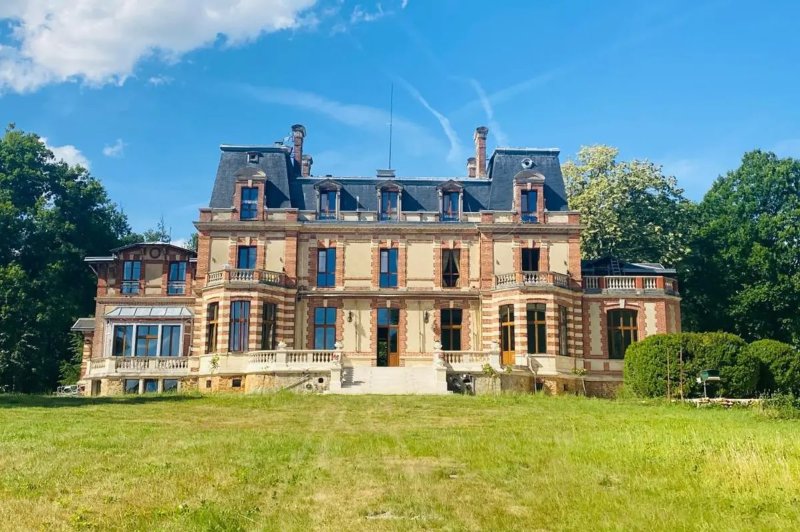 Château de Crénille - photo 1