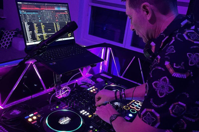 Sartomix Dj - photo 2