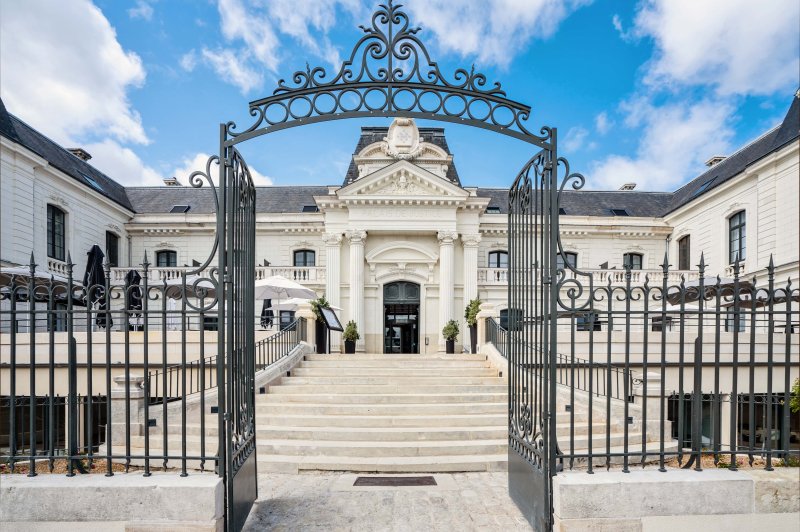 Best Western Premier Hôtel de la Cité Royale - photo 2