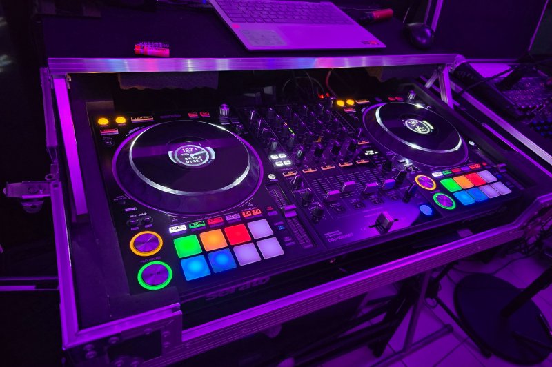 DJ Asanime - photo 4