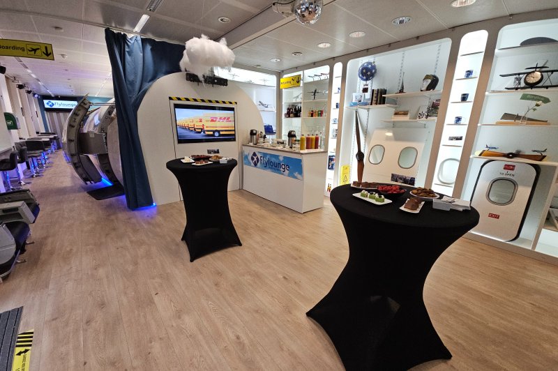 Flylounge - photo 1