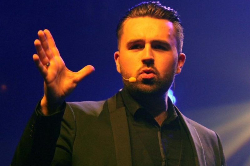 Niko Magicien & Hypnotiseur de Spectacle  - photo 3