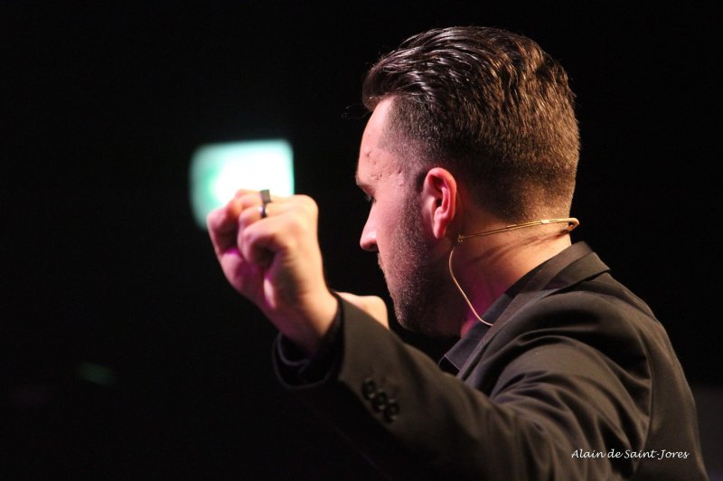 Niko Magicien & Hypnotiseur de Spectacle  - photo 5