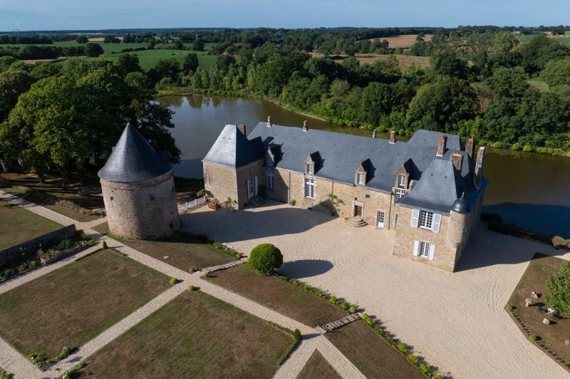 Château de Marigny - photo 1