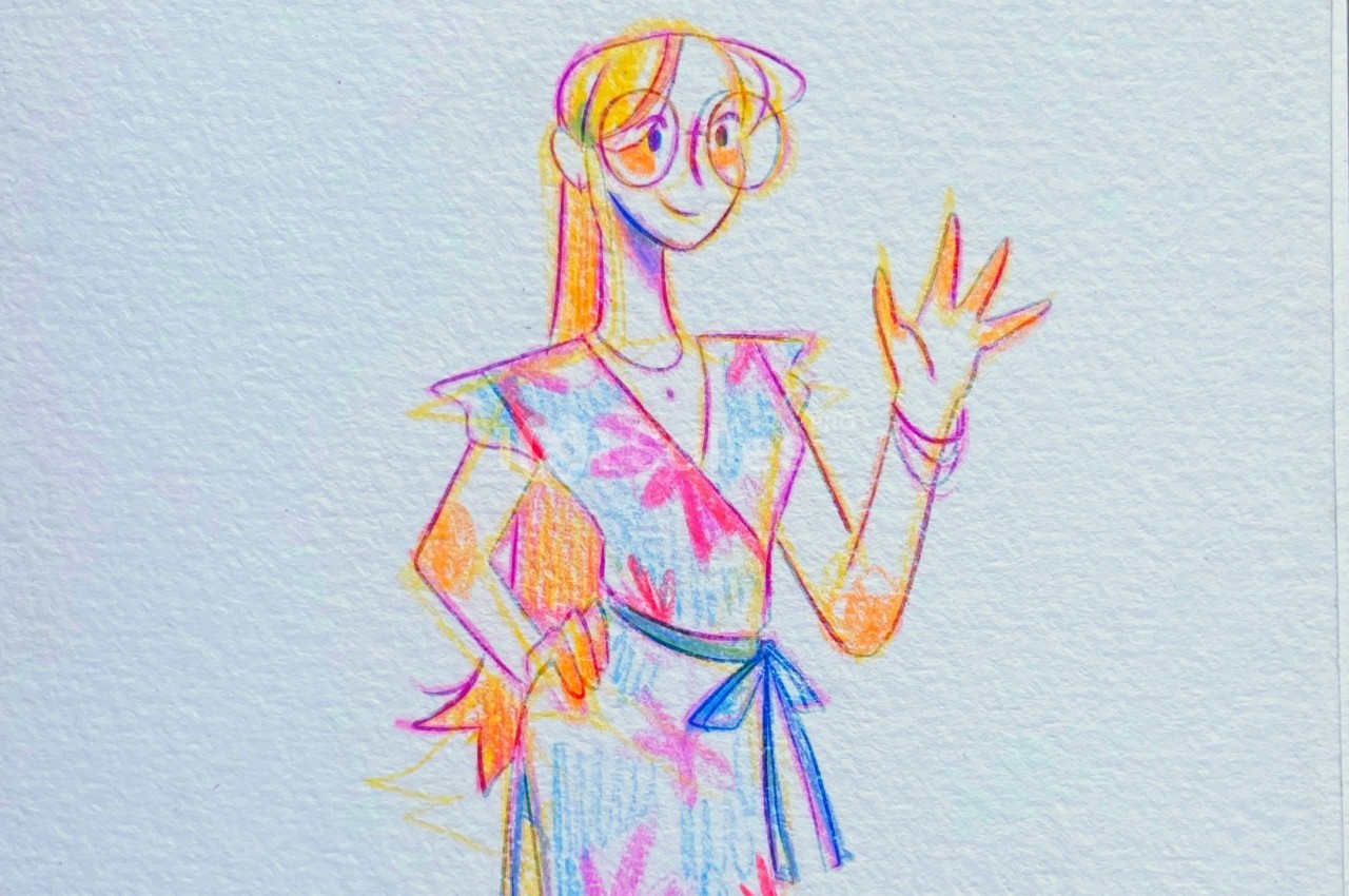 Illustration colorée d'une femme stylisée portant une robe à motifs, levant une main avec un sourire.
