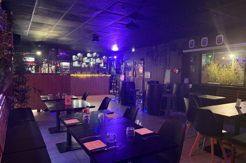 Hope Bar - photo 2