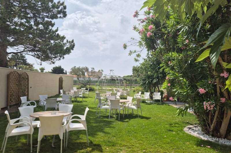 Domaine le Platanium Réception - photo 3
