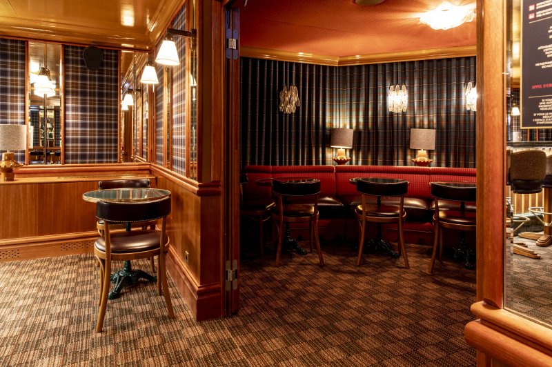 Public House - photo 5