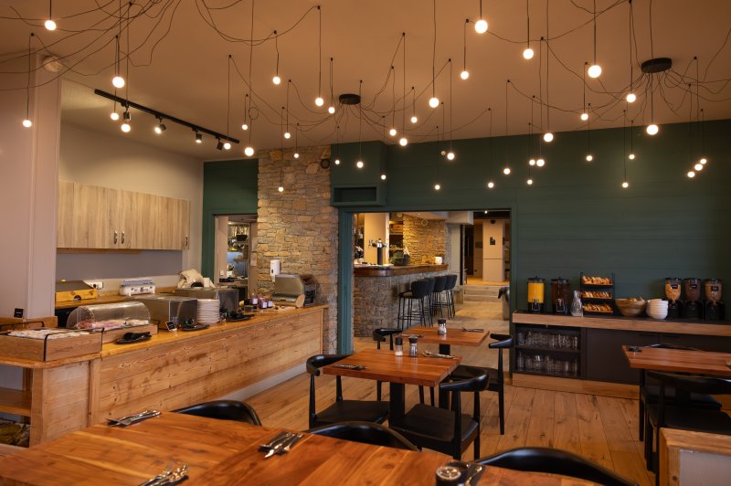 Alpeen Hotel - photo 3