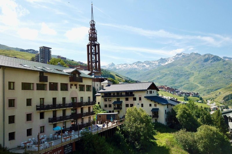 Alpeen Hotel - photo 1