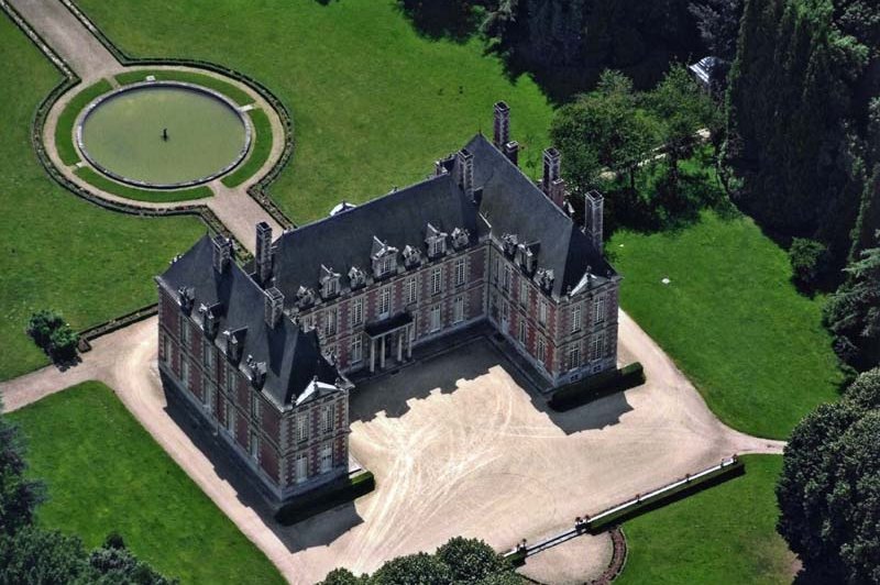 Château Du Fayel Et Communs - photo 1