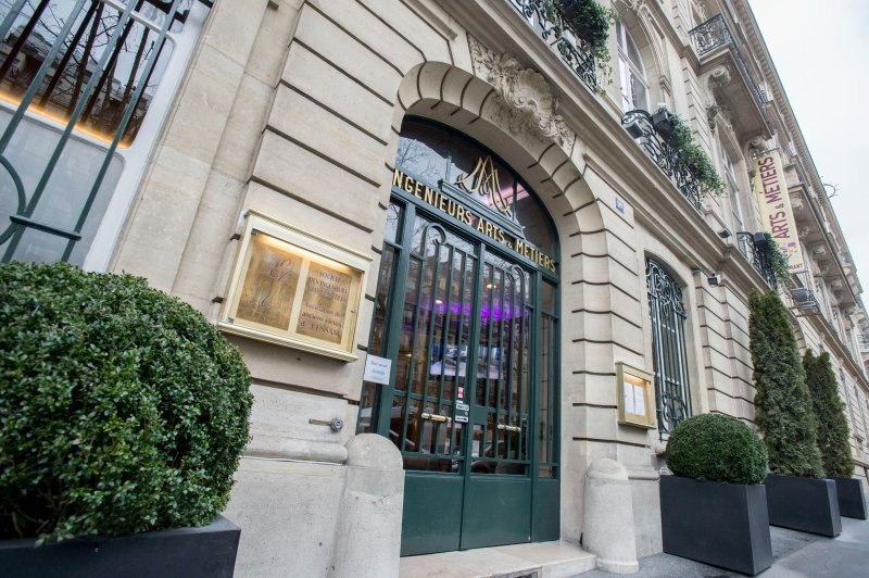 Hôtel des Arts et Métiers - photo 1