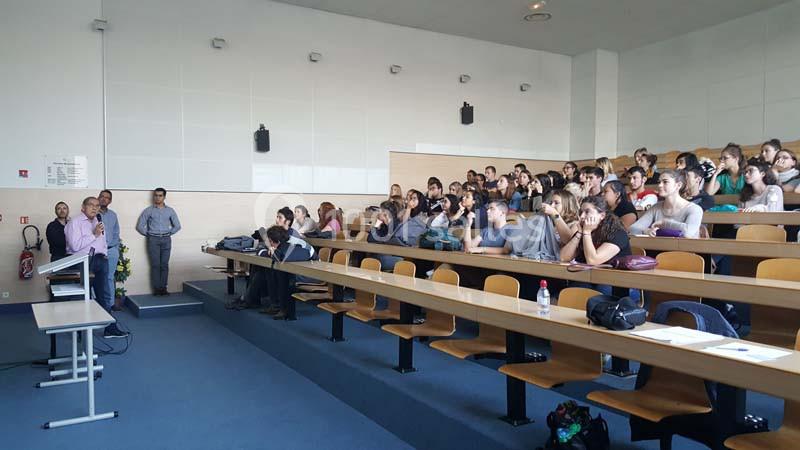 Amphi vue d'en bas